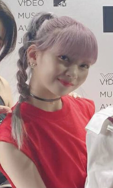 NiziU(ニジュー)のマユカの髪色や髪型の歴史！