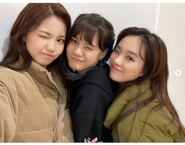 NiziU(ニジュー)の仲良しメンバーをご紹介!不仲コンビはある?