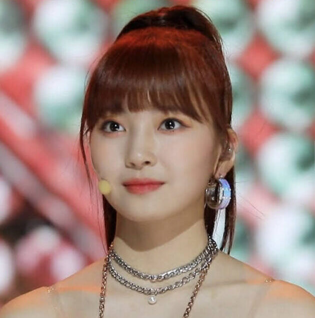 NiziU(ニジュー)のマユカの髪色や髪型の歴史！