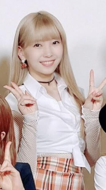 NiziU(ニジュー)のマユカの髪色や髪型の歴史！