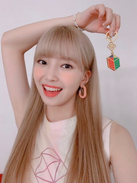 NiziU(ニジュー)のマユカの髪色や髪型の歴史！