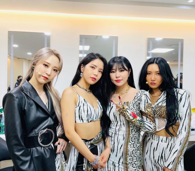 MAMAMOO(ママムー)の2021現在の人気順とメンバーカラー・年齢を紹介!