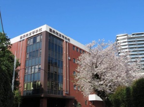 NiziU(ニジュー)のアヤカは頭がいい?高校や中学校はどこ?