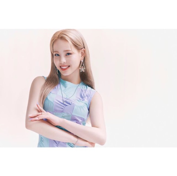 NiziU(ニジュー)のメンバーカラー・キャッチコピーについて詳しく！