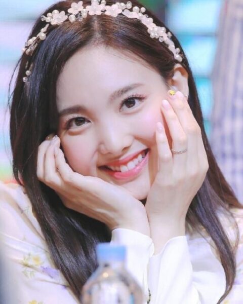 TWICEのメンバーの2021年最新の人気順をランキングでご紹介!