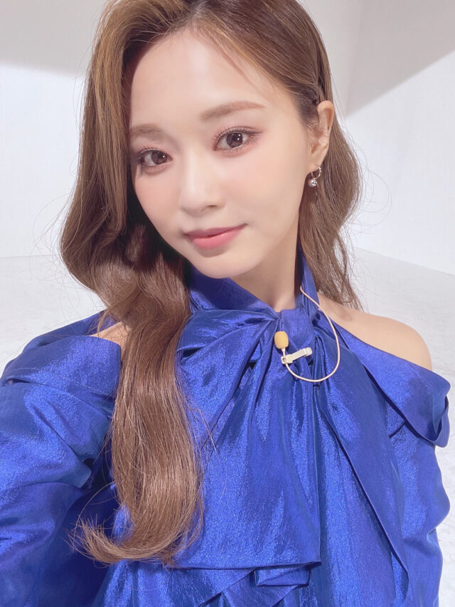 TWICE(トゥワイス)のツウィの可愛い画像集!スタイルが良くて足が長い!