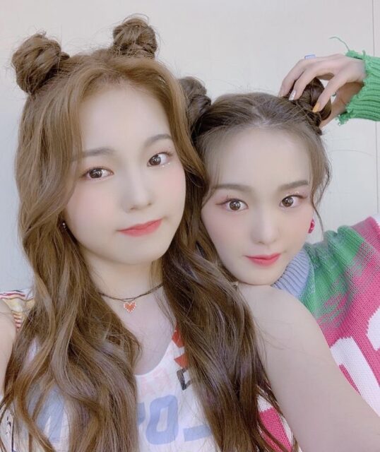 Niziu(ニジュー)のアヤカ(新井彩花)の仲良しメンバーは?仲間はずれで浮いてる説が?