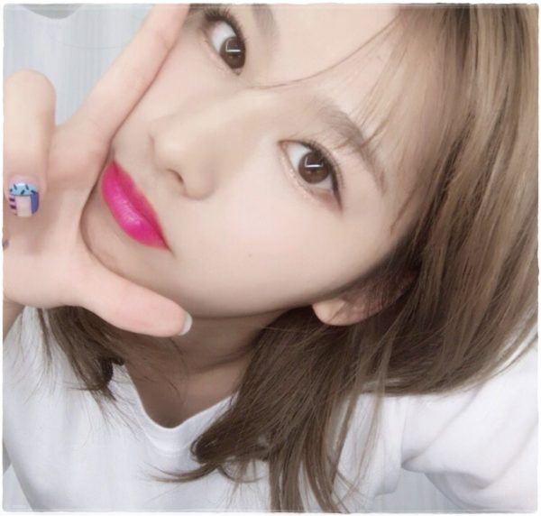 TWICE(トゥワイス)のサナの可愛い画像集！スタイルが良くて足が長い！