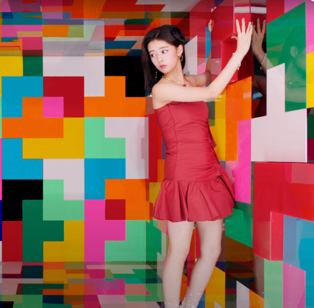 niziu(ニジュー)リマのバーバリー衣装を見てみた!衣装問題で炎上したのは本当?