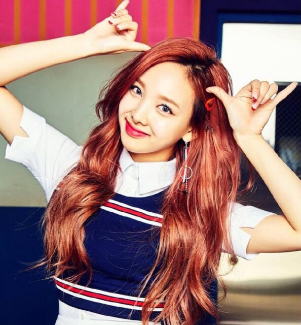 TWICE(トゥワイス)のナヨンのかわいい画像集!スタイルが良くて足が長い!