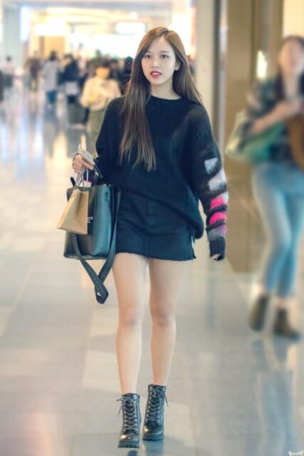 TWICE(トゥワイス)のミナの可愛い画像集！スタイルが良くて足が長い！
