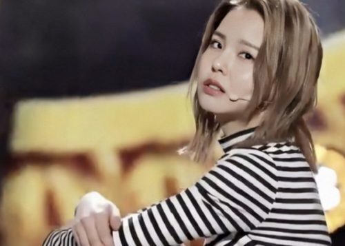 niziu(ニジュー)マコの目と鼻は整形？二重はアイプチ？