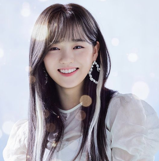 NiziU(ニジュー)リオの可愛い髪型集！一番似合うのはお団子って本当？