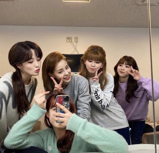 niziu（ニジュー）マコの自己紹介！気になる私服に注目！