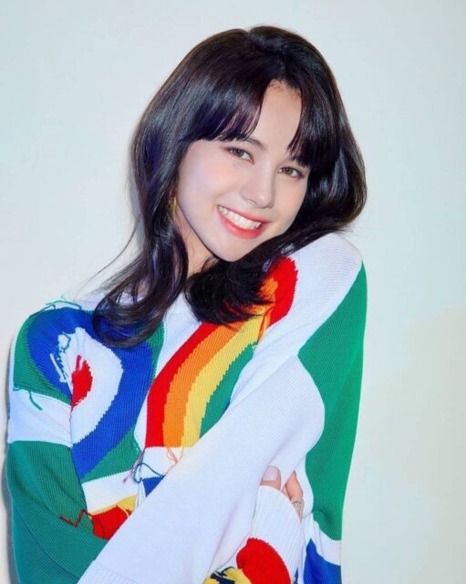 Niziu(ニジュー)のニナ(ヒルマンニナ)のかわいい画像集！スタイルが良くて足が長い！