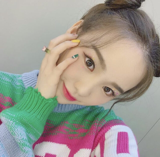 NiziU(ニジュー)リオの可愛い髪型集！一番似合うのはお団子って本当？