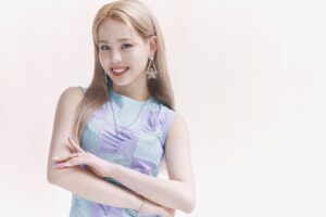 niziu(ニジュー)マコの目と鼻は整形？二重はアイプチ？