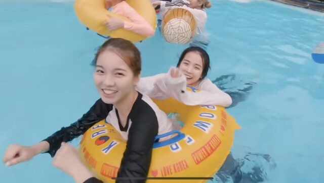 niziu（ニジュー）アヤカの学生時代の部活は？気になる幼少期時代！