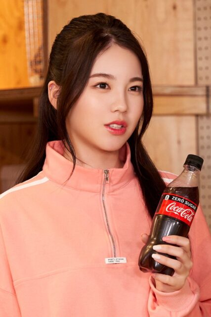 Niziu(ニジュー)のアヤカ(新井彩花)は垢抜けて可愛くなった?デビュー前と比較!