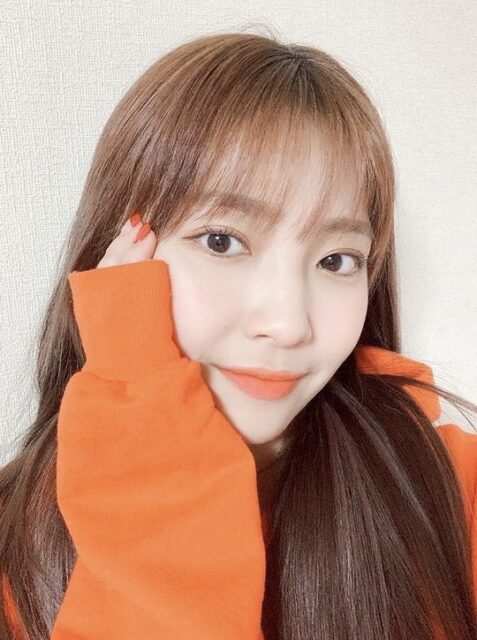 NiziU(ニジュー)のマユカのメイク方法！すっぴんとの比較。