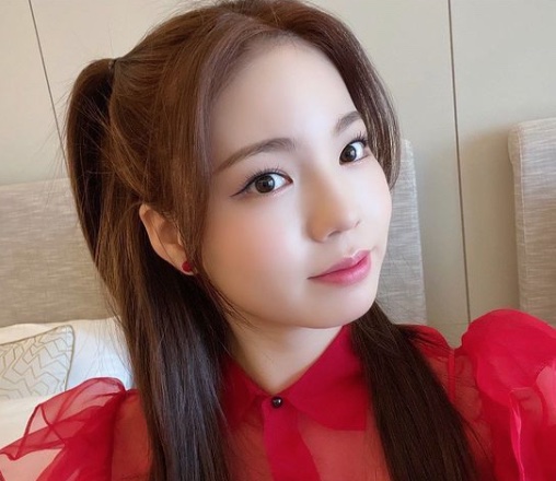 niziu(ニジュー)アヤカの髪形遍歴!アヤカの私服はオシャレ?