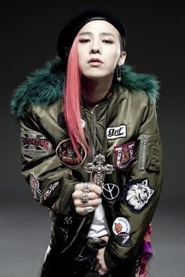 BIGBANG g-dragon(ジヨン)の2021現在のインスタ画像と髪型遍歴について。