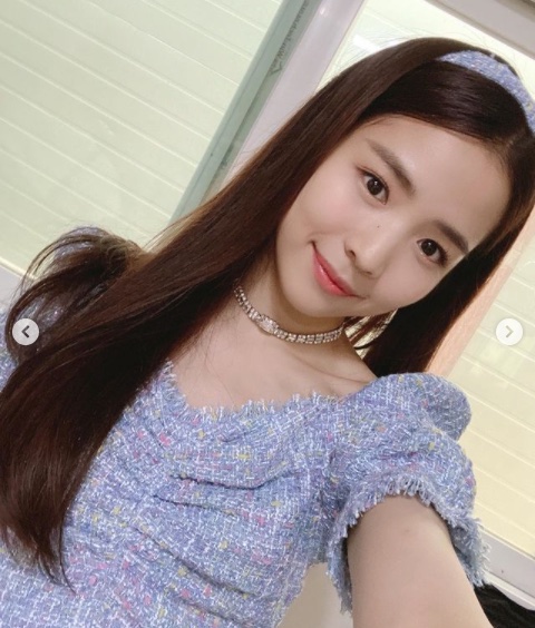 Niziu(ニジュー)のマヤ(勝村摩耶)は垢抜けて可愛くなった？デビュー前と比較！