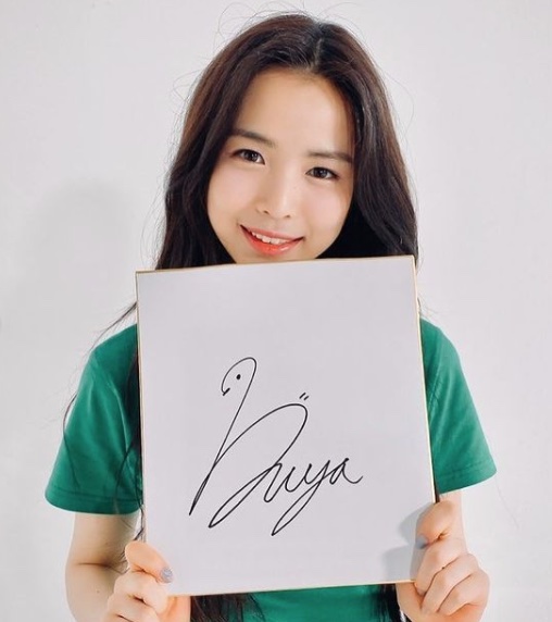 Niziu(ニジュー)のマヤ(勝村摩耶)は垢抜けて可愛くなった？デビュー前と比較！