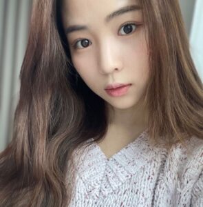 Niziu(ニジュー)のマヤ(勝村摩耶)は垢抜けて可愛くなった？デビュー前と比較！