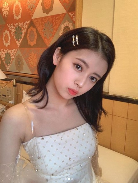 Niziu(ニジュー)のリマ(横井里茉)の高校・中学校はどこ?学歴をチェック!