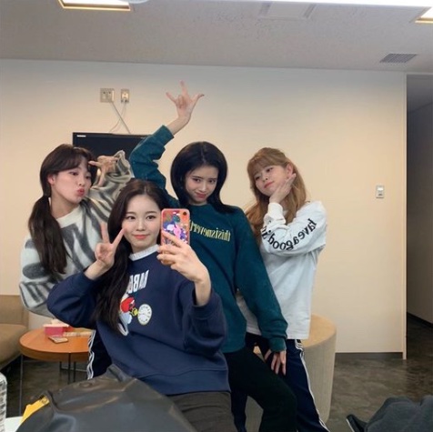 NiziU(ニジュー)メンバーの私服おしゃれ画像集!