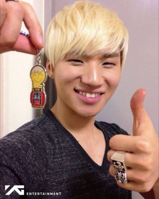 BIGBANG　D-LITE テソン BIGBANG コレクションカード レア D-LITE テソン 箔押サイン