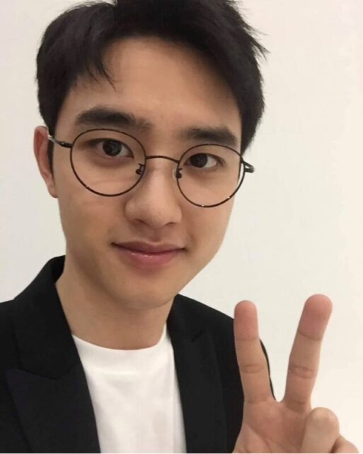 EXO メンバーの年齢順とメンバーカラー、脱退メンバーについて。