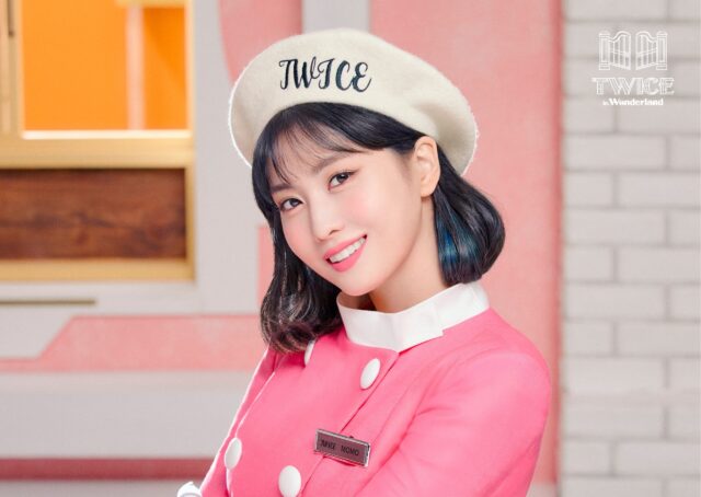Twice トゥワイス のモモの可愛い画像集 スタイルが良くて足が長い
