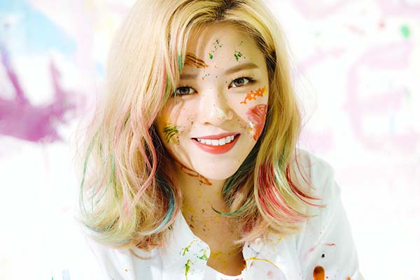 TWICE(トゥワイス)のジョンヨンの可愛い画像集!スタイルが良くて足が長い!