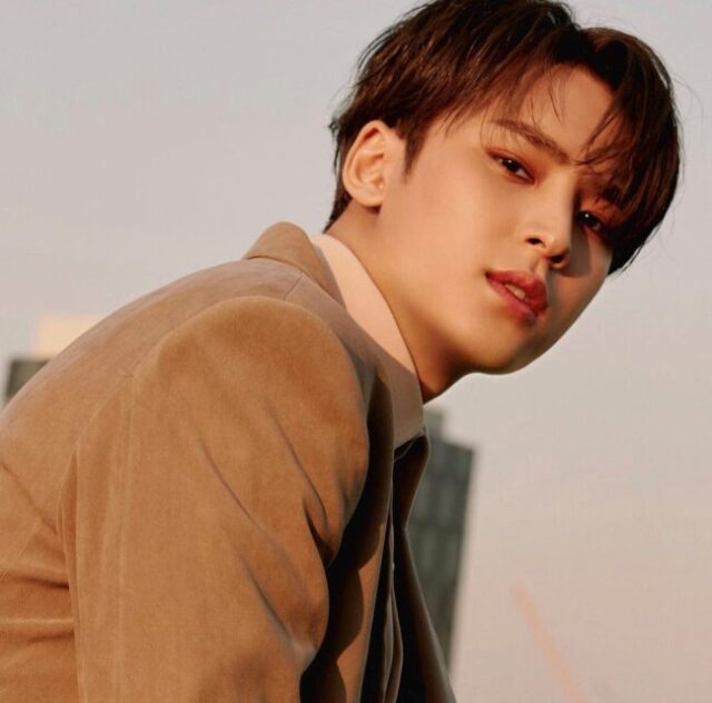 SEVENTEEN(セブンティーン)って何人組？韓国でのデビュー日はいつだった？