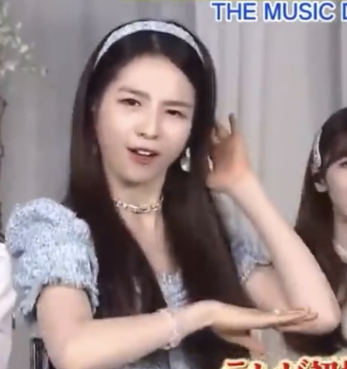 NiziU(ニジュー)マヤの自己紹介に注目！ものまねが得意って本当？