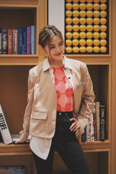 ITZY(イッジ)のメンバーの人気順とメンバーカラー・見分け方について！