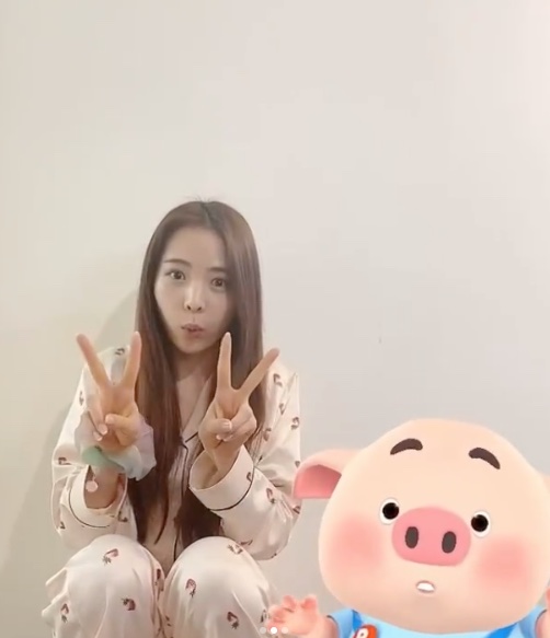 NiziU(ニジュー)マヤのgucciワンピースが気になる!他の私服もご紹介します。