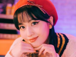 TWICE(トゥワイス)のモモの可愛い画像集！スタイルが良くて足が長い！