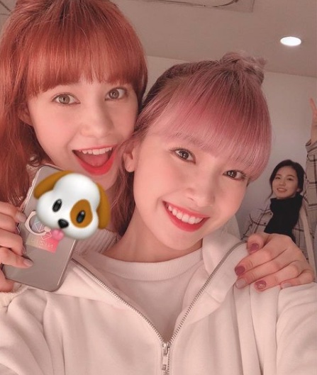 NiziU(ニジュー)ニナはあまり笑わない?表情がわざとらしいと言われる理由は何?