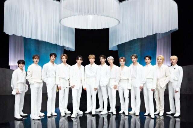 SEVENTEEN(セブンティーン)アルバムの違いは何？発売順に値段もご紹介！