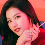 TWICE(トゥワイス)のサナの高校・中学校時代の画像や卒アルはある?学歴をチェック!