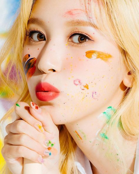 TWICE(トゥワイス)のミナは垢抜けて可愛くなった？デビュー前と当時の年齢は？