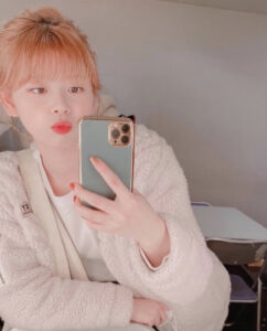 NiziU(ニジュー)リクの公式インスタで私服をチェック！可愛い画像特集！