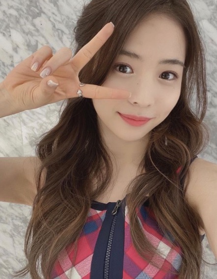NiziU(ニジュー)マヤが昔所属していた事務所はどこ?やめた理由は何?