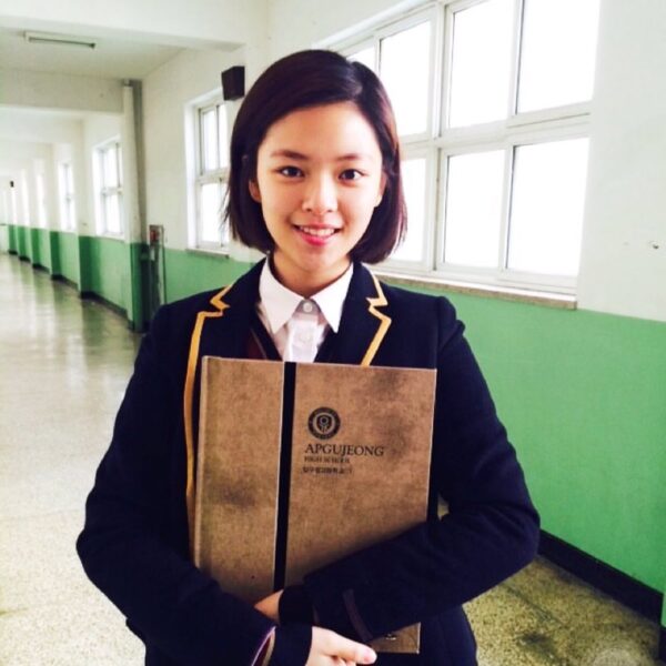 TWICE(トゥワイス)のジョンヨンの高校・中学校時代の画像や卒アルはある？学歴をチェック！