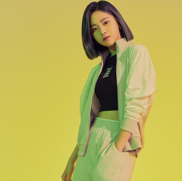 ITZY(イッジ)リュジンの年齢や性格は?英語が得意って本当?