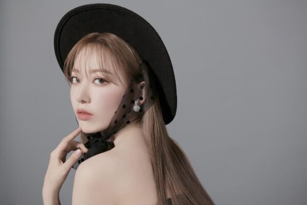 IZ*ONE(アイズワン)宮脇咲良のダイエット方法やメイク方法を調査！愛用コスメは？