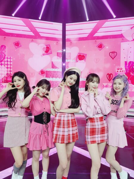 IZ*ONE(アイズワン)panoramaの和訳歌詞をご紹介!意味も考察してみた!